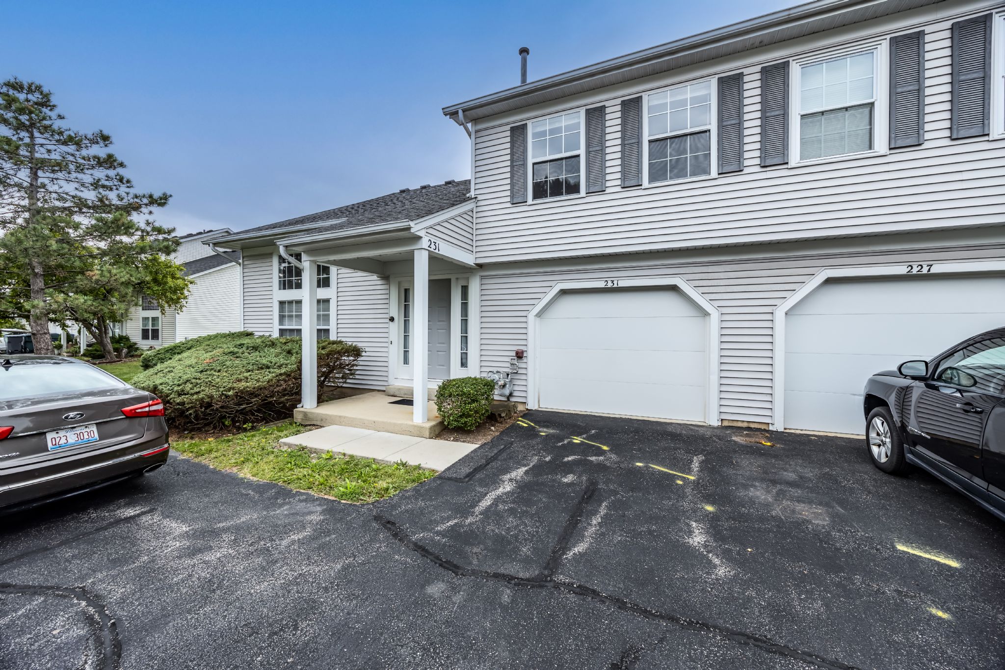 231 Teak Ln, Streamwood, IL, Image 0